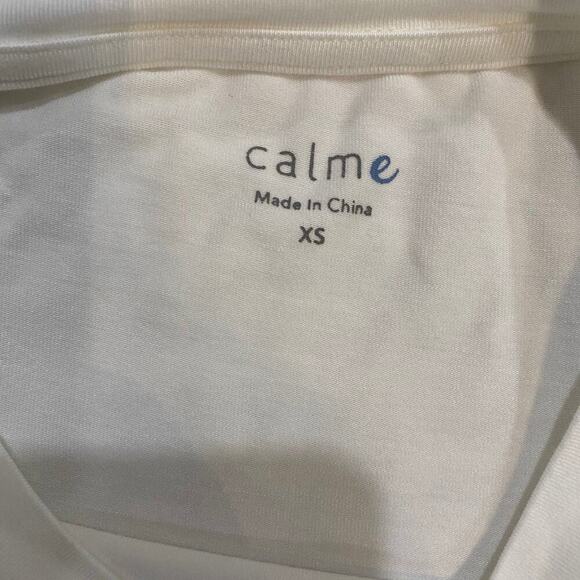 Calme White Embroidered Yoga Crewneck Shirt Size XS - 23 - Picture 5 of 9